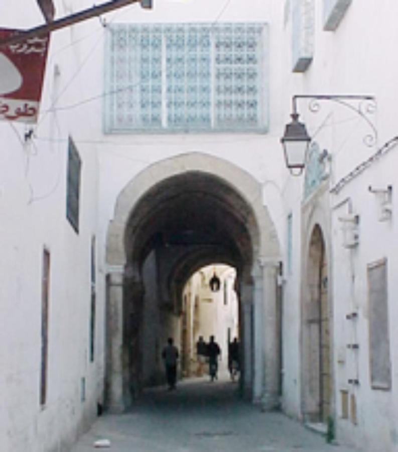 Maison Du 18Eme Siecle Tunis Exterior photo